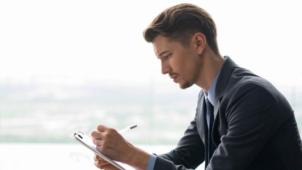 Divorced man making a list