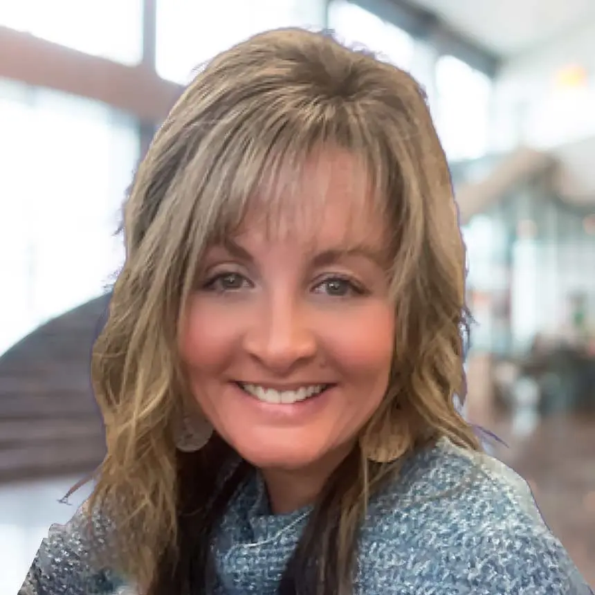 Alicia Hurston Receptionist