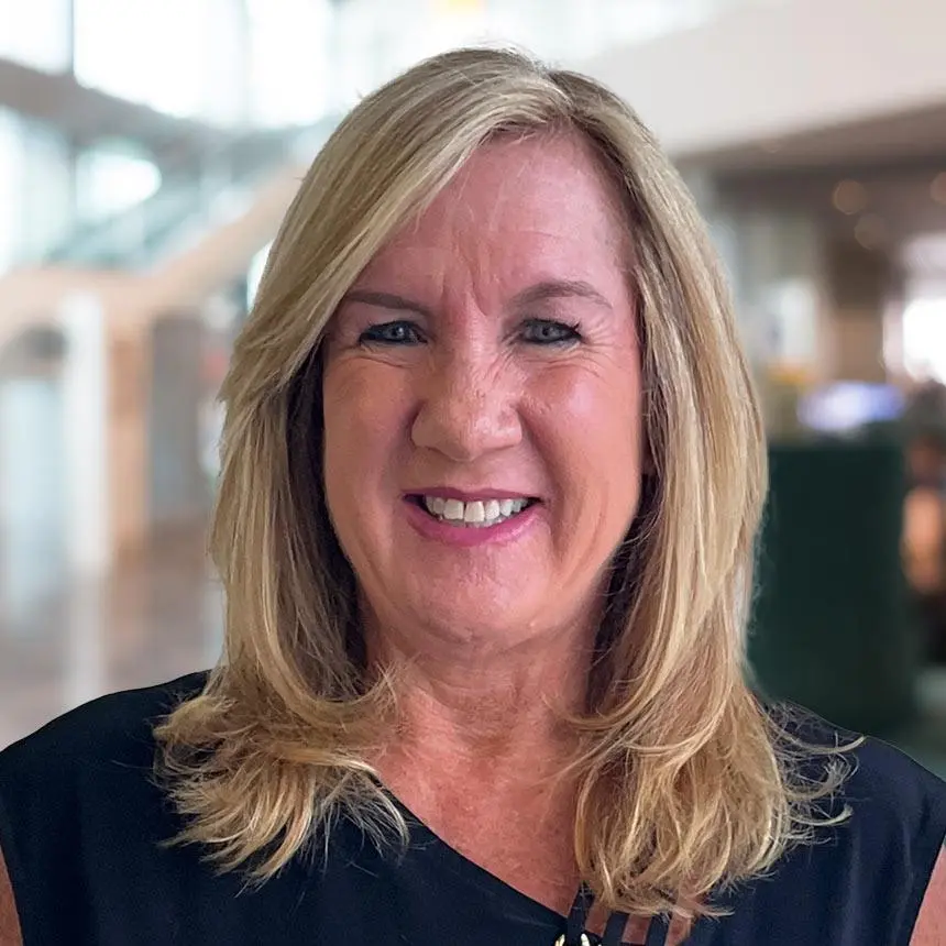 Libby Singer Client Services Coordinator