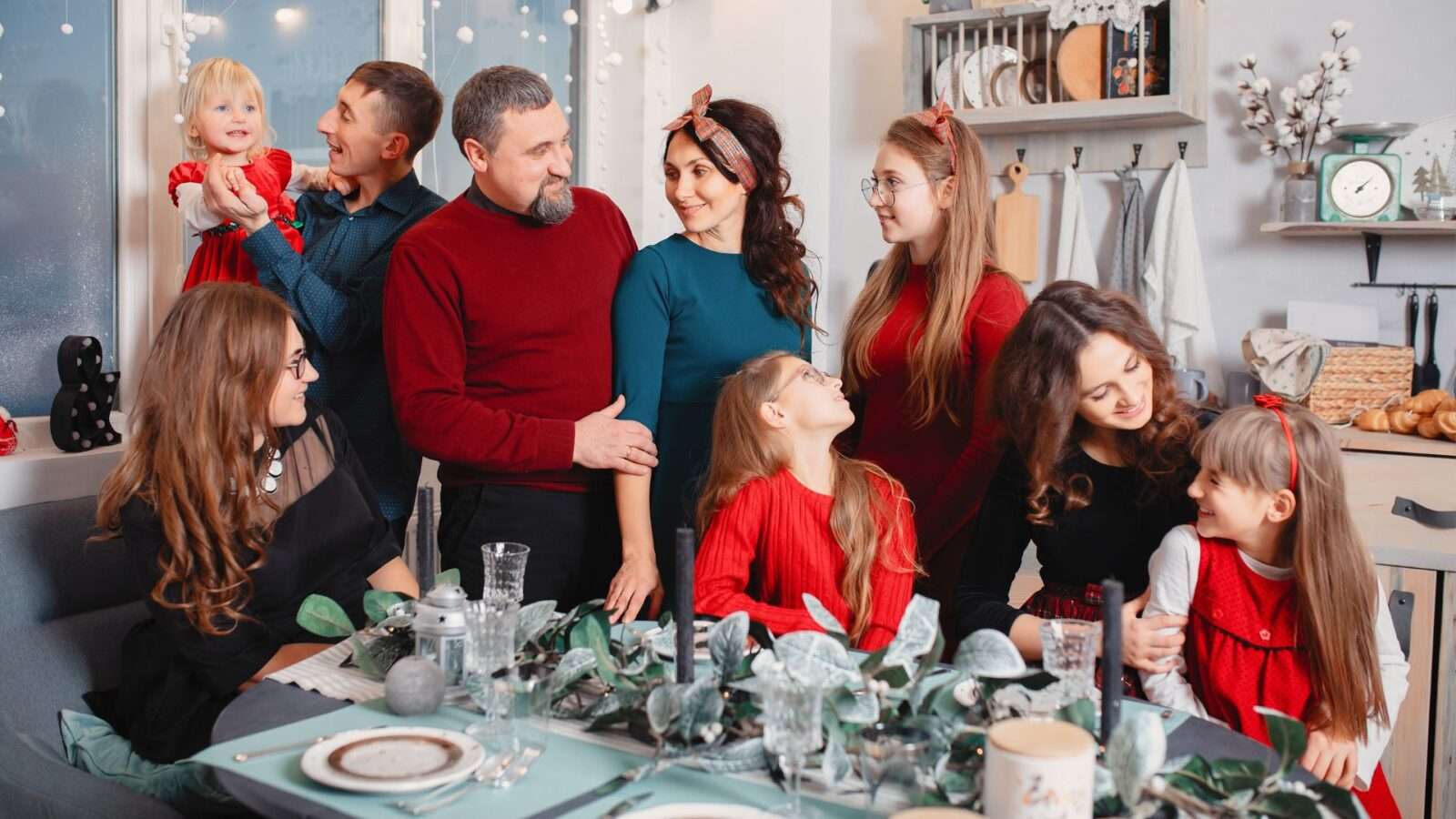 Blending Families During the Holidays: 8 Tips for a Smoother Season