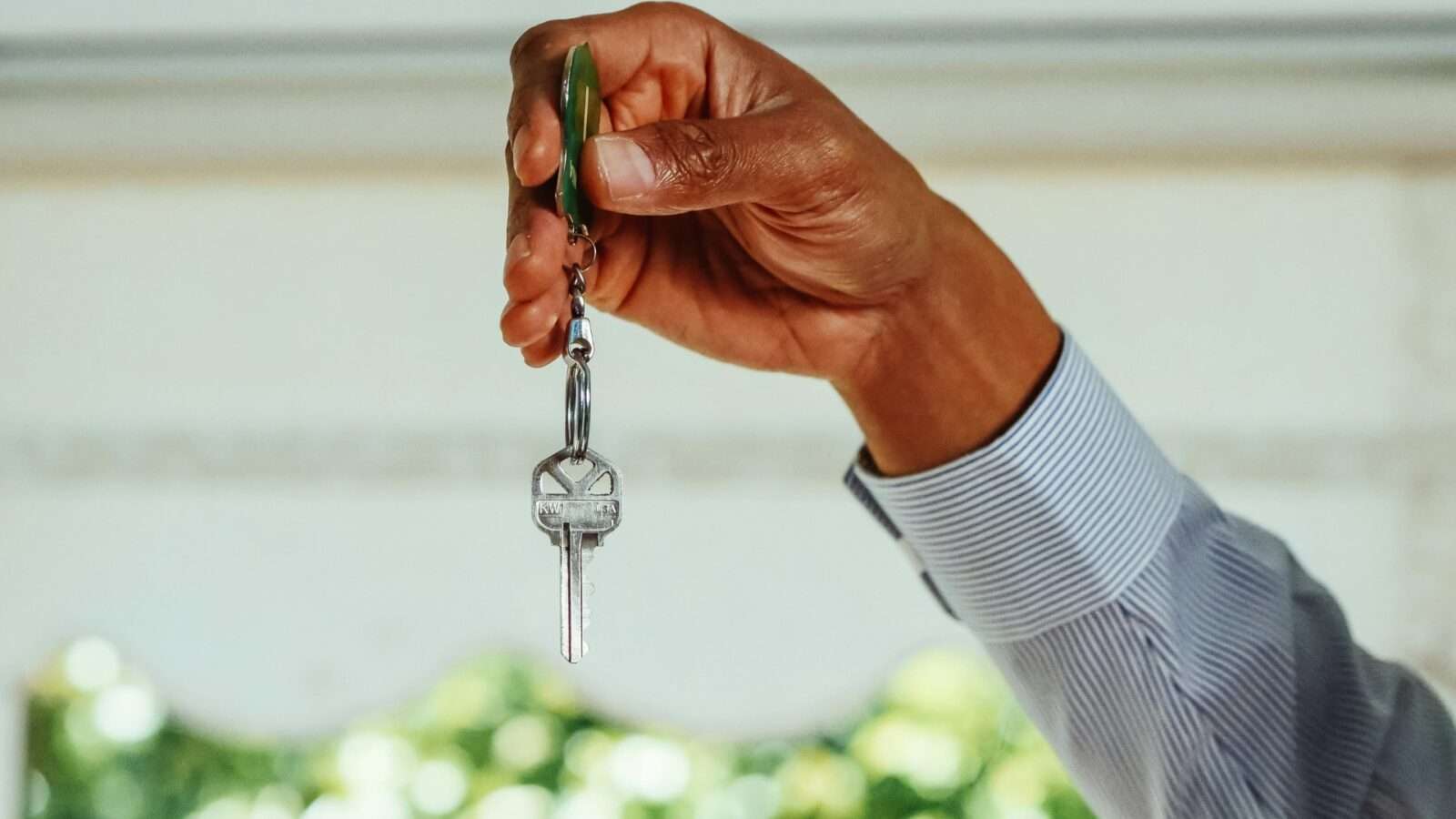 Who Gets the House if You’re Not Married?