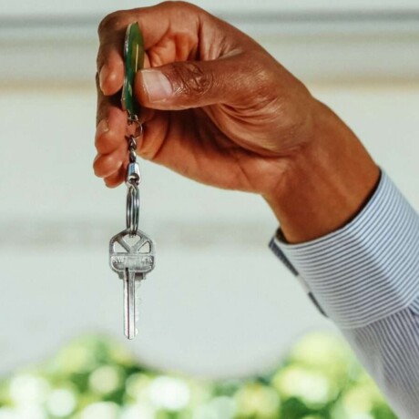 Who Gets the House if You’re Not Married?