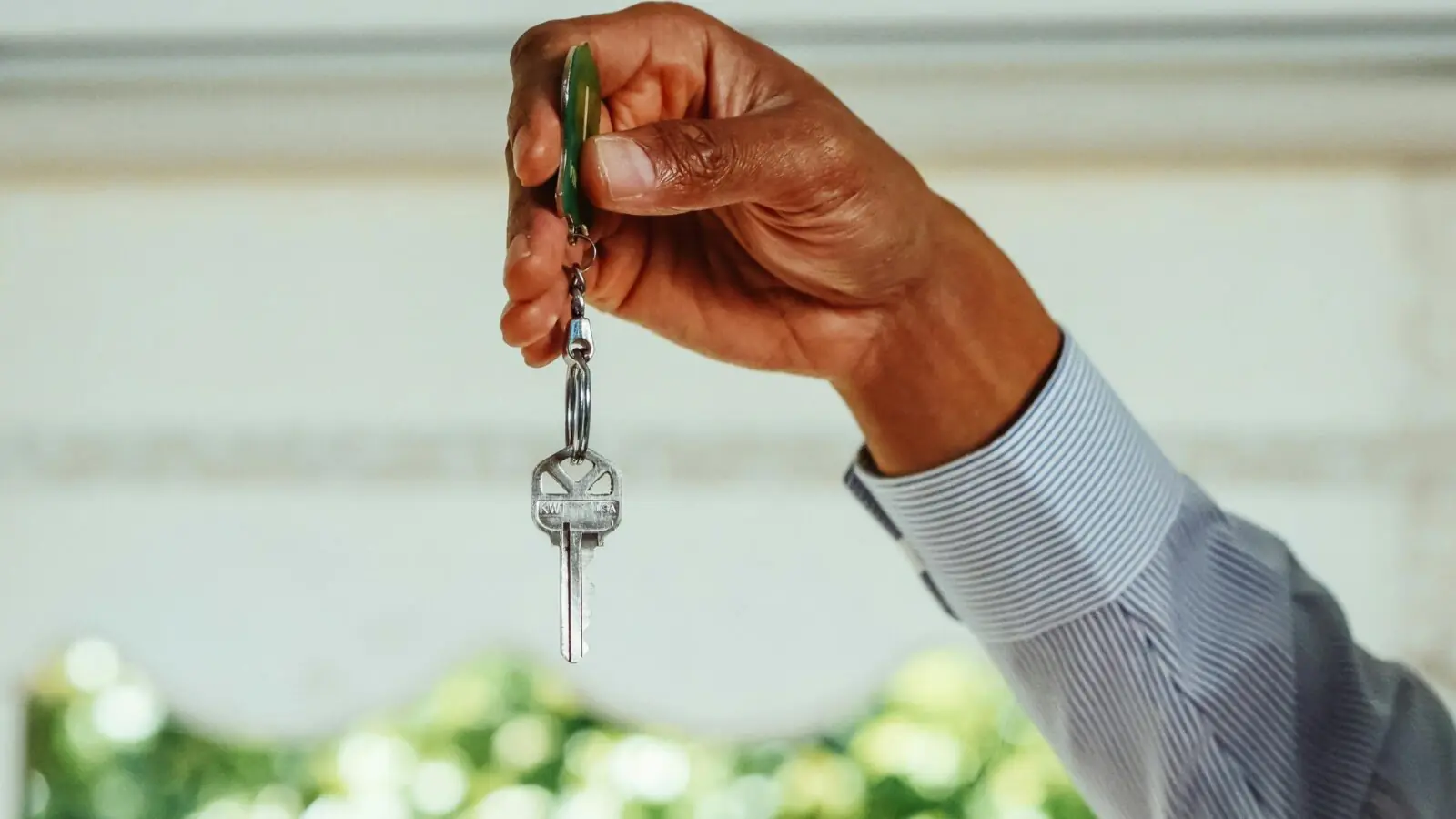 Who Gets the House if You’re Not Married?